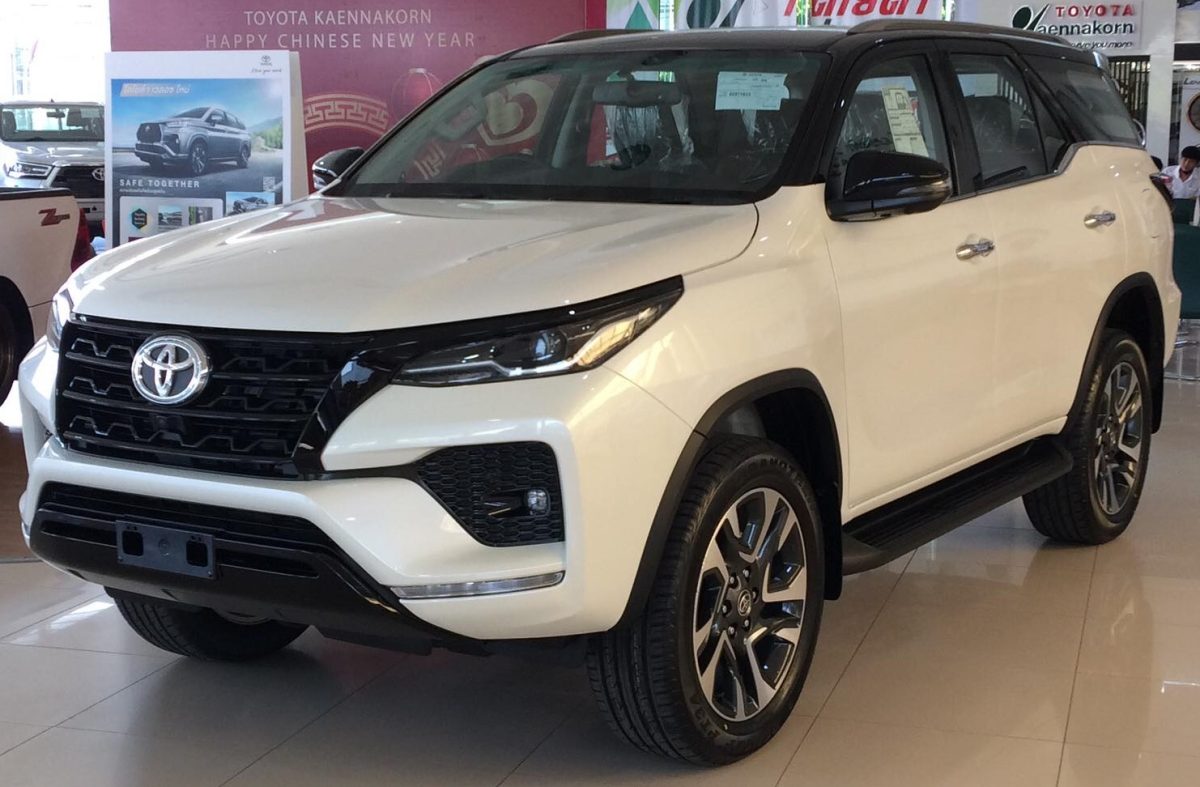 Toyota Fortuner 2022 Family Rent Pattaya